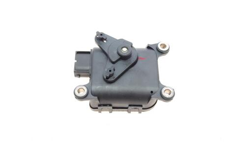 Моторчик заслонки пічки VW Passat 96-05 (OE VAG) Моторчик заслонки пічки VW Passat 96-05 (OE VAG)