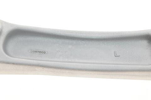 Рычаг подвески (передний/снизу/сзади) (L) BMW 5 (F10/F11)/6 (F12/F13) 2.0-4.4 09- B47/N20/N47/N53/N55/N57/N63 Рычаг подвески (передний/снизу/сзади) (L) BMW 5 (F10/F11)/6 (F12/F13) 2.0-4.4 09- B47/N20/N47/N53/N55/N57/N63