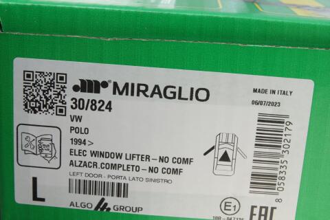 Склопідіймач (передній) VW Polo 94-01 (R) (електро) (з моторчиком)
