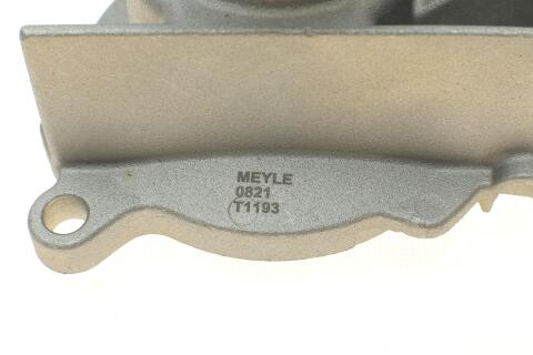 Насос воды BMW 3 (E30)/5 (E28/E34) 2.0/2.5/2.7 81-93 Насос воды BMW 3 (E30)/5 (E28/E34) 2.0/2.5/2.7 81-93