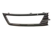 Вставка бампера (під протитуманку) Skoda Rapid 12-19 (R) Вставка бампера (під протитуманку) Skoda Rapid 12-19 (R)