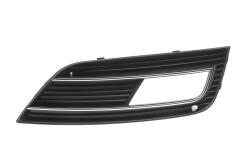 Вставка бампера (под противотуманку) Audi A4 08-15(R)