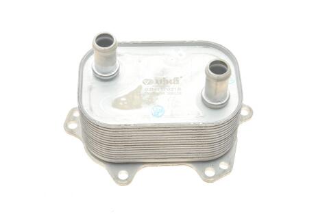 Радіатор масляний Audi A4/A5/A6/Q5 2.0D 12- (теплообмінник)