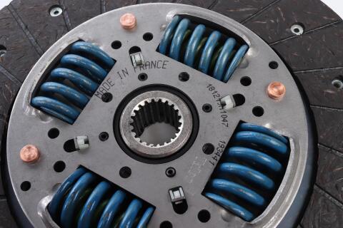 Комплект сцепления Opel Movano/Renault Master 2.2DTI/dCi 00- (d=242mm) z=21(больше не производиться) Комплект сцепления Opel Movano/Renault Master 2.2DTI/dCi 00- (d=242mm) z=21(больше не производиться)