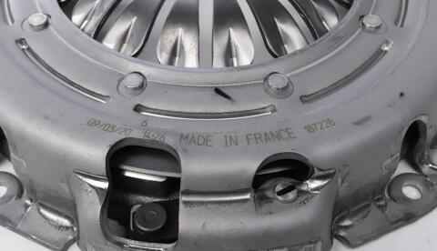 Комплект сцепления Opel Movano/Renault Master 2.2DTI/dCi 00- (d=242mm) z=21(больше не производиться) Комплект сцепления Opel Movano/Renault Master 2.2DTI/dCi 00- (d=242mm) z=21(больше не производиться)