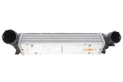 Радіатор інтеркулера BMW 1 (E81/E82/E87/E88)/3 (E90-E93)/X1 (E84) 2.0D N47 04-15