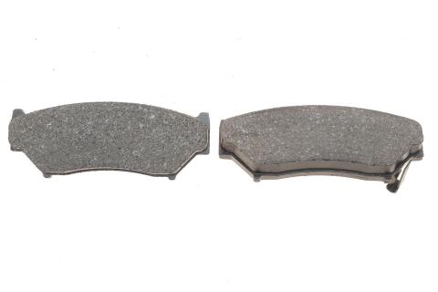Колодки тормозные (передние) Suzuki Grand Vitara 98-03/Geo Tracker 88-98