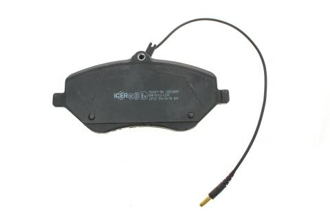 Колодки тормозные (передние) Citroen C5 08-/C6 05-12/Peugeot 407 04-/607 00-11 (+датчики)