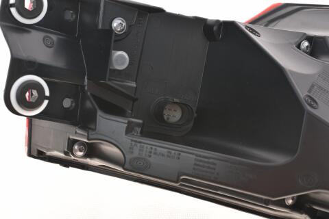 Ліхтар задній Audi A6 18- (R)