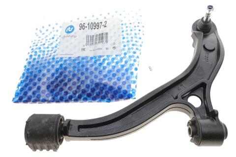 Важіль підвіски (передній/знизу) (L) Chrysler Voyager IV/Dodge Caravan 00-08