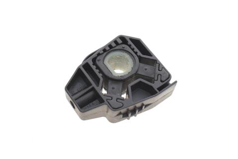 Опора радиатора Audi A3/VW Golf IV 96-05 (сверху) Опора радиатора Audi A3/VW Golf IV 96-05 (сверху)