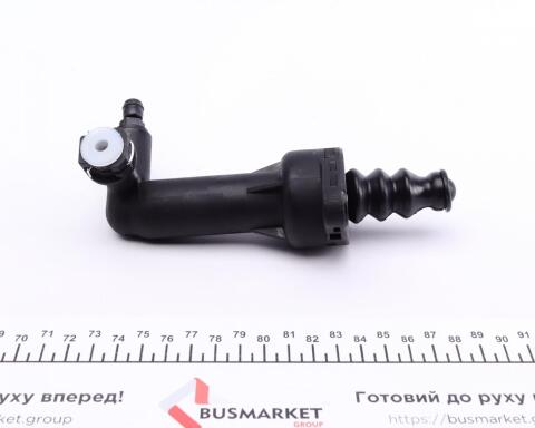 Циліндр зчеплення (робочий) Audi A1/VW Golf VII 1.2-2.0 TDI 03- (d=19.05mm) Циліндр зчеплення (робочий) Audi A1/VW Golf VII 1.2-2.0 TDI 03- (d=19.05mm)
