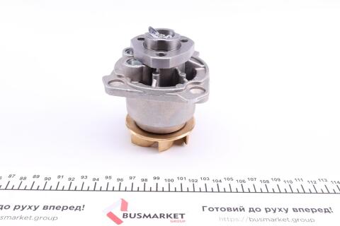 Насос воды Audi A3/Q7/VW Golf/Passat/Touareg/T4/T5/Porsche 2.8 V6/3.0/3.2 V6/3.6FSI 00- (R/B)(7 лоп)