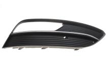 Вставка бампера (під протитуманку) Audi A3 12-20 (R)