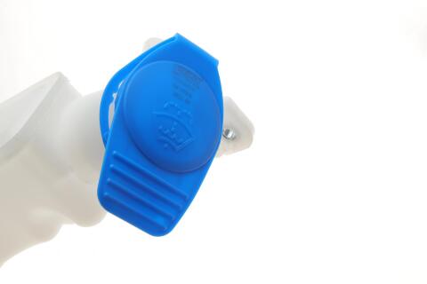Бачок омивача VW Passat 05-10 Бачок омивача VW Passat 05-10