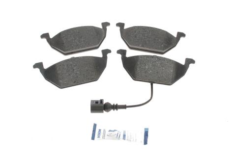 Колодки гальмівні (передні) Audi A3/Skoda Fabia/Octavia 96-13/VW Caddy 04-15/Golf 97- (+датчик) Колодки гальмівні (передні) Audi A3/Skoda Fabia/Octavia 96-13/VW Caddy 04-15/Golf 97- (+датчик)