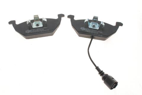 Колодки гальмівні (передні) Audi A3/Skoda Fabia/Octavia 96-13/VW Caddy 04-15/Golf 97- (+датчик) Колодки гальмівні (передні) Audi A3/Skoda Fabia/Octavia 96-13/VW Caddy 04-15/Golf 97- (+датчик)