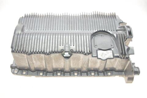 Маслоприемник (поддон) Audi A3/VW Golf VI 08-12