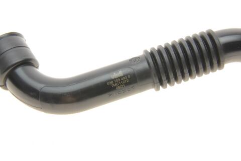 Трубка вентиляції картера Audi A4/A6 00-05/VW Passat 1.9TDI 97-00