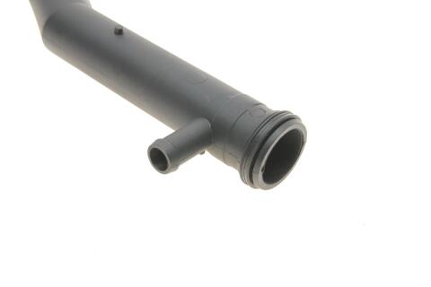 Трубка системы охлаждения VW Polo 1.4/1.6 03-17