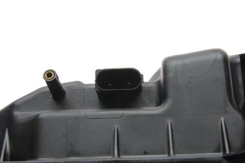 Бачок расширительный Audi Q7 06-15/ Porsche Cayenne 03-10/ VW Touareg 02-10 Бачок расширительный Audi Q7 06-15/ Porsche Cayenne 03-10/ VW Touareg 02-10