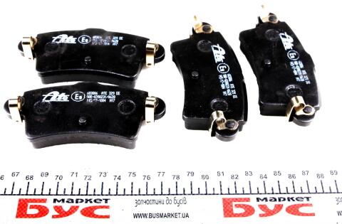 Тормозные колодки (задние) Renault Master 98- Тормозные колодки (задние) Renault Master 98-