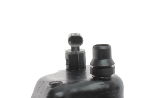 Бачок розширювальний BMW X5 (E70)/X6 (E71) 06-14 Бачок розширювальний BMW X5 (E70)/X6 (E71) 06-14