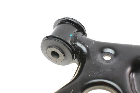 Важіль підвіски (передній) (R) Audi A3/Seat Leon/Skoda Octavia III/VW Golf VII 12- (без кульової) Важіль підвіски (передній) (R) Audi A3/Seat Leon/Skoda Octavia III/VW Golf VII 12- (без кульової)