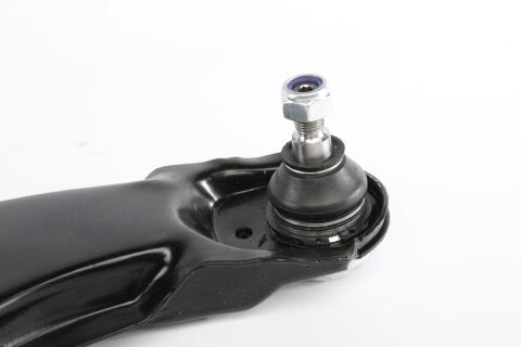 Важіль підвіски (передній/знизу) (R) Hyundai Accent I 94-00 (з кульовою)