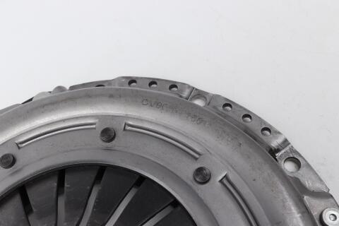 Комплект сцепления BMW 3 (E30/E36)/5 (E34/E39) -03 (d=228mm) (+выжимной)