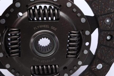 Комплект зчеплення Ford Focus 1.8 Flexifuel 06-12 (d=220mm) Комплект зчеплення Ford Focus 1.8 Flexifuel 06-12 (d=220mm)