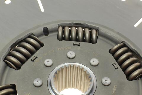 Диск сцепления Claas Jaguar 810/830/850 08-(d=435mm) z=24
