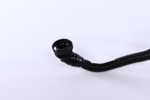 Патрубок вентиляції картера Audi A4/A6/A8 3.0 00-06