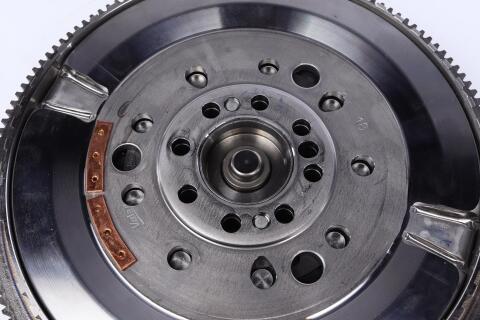 Демпфер зчеплення MB Vito (W639) 2.2CDI 03-09 (d=307,10mm)