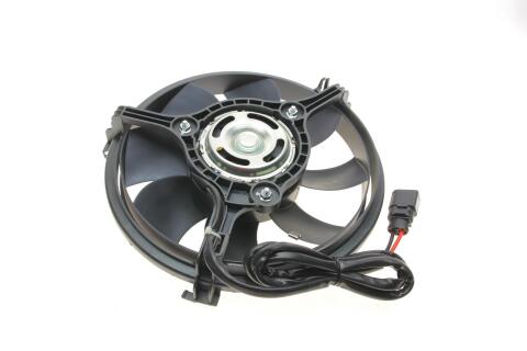Вентилятор охлаждения двигателя Audi A6/VW Passat 1.6-3.0 97-05