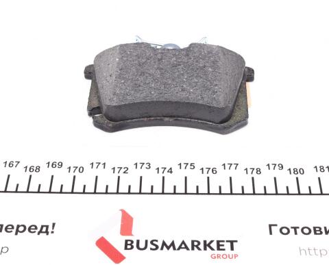 Колодки гальмівні (задні) VW Passat 01-04/Peugeot 308 07-/Citroen C4 04-11 (Lucas) (з аксесуарами) Колодки гальмівні (задні) VW Passat 01-04/Peugeot 308 07-/Citroen C4 04-11 (Lucas) (з аксесуарами)