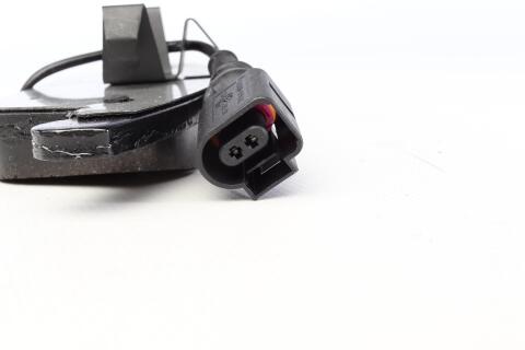 Колодки тормозные (передние) VW Tiguan/Sharan 07-(ATE) (с датчиком) (с низким продуцированием пыли) Колодки тормозные (передние) VW Tiguan/Sharan 07-(ATE) (с датчиком) (с низким продуцированием пыли)