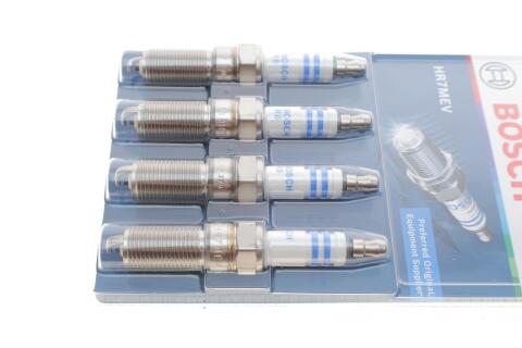 Свеча зажигания (к-кт 4 шт) Ford Focus III/Mondeo IV 1.25-1.6Ti 96-