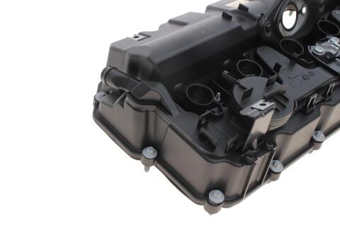Крышка клапанов BMW 3 (E90/E91/E92/E93) 2.5/3.0 04-13 (N52) Крышка клапанов BMW 3 (E90/E91/E92/E93) 2.5/3.0 04-13 (N52)