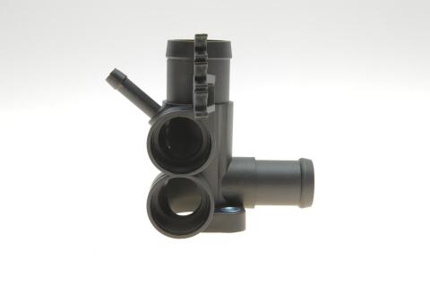 Фланець системи охолодження VW Caddy II/Golf III-IV/Passat/Polo/Sharan Фланець системи охолодження VW Caddy II/Golf III-IV/Passat/Polo/Sharan