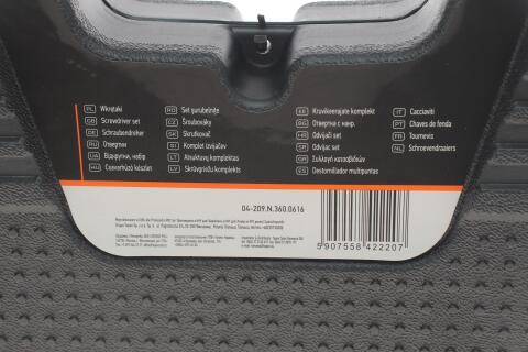 набор отверток и бит SL, PH, Torx, Hex 30 ед. набор отверток и бит SL, PH, Torx, Hex 30 ед.
