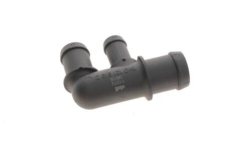 Фланец системы охлаждения VW Golf III 2.8VR6 92-97 Фланец системы охлаждения VW Golf III 2.8VR6 92-97