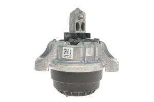 Подушка двигуна (R) BMW 5 (F10)/7 (F01-F04) 3.0H 11-16 (Hydro) N55 B30