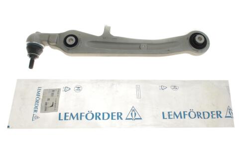 Рычаг подвески (передний/снизу) Audi A8 2.8-6.0 02-10