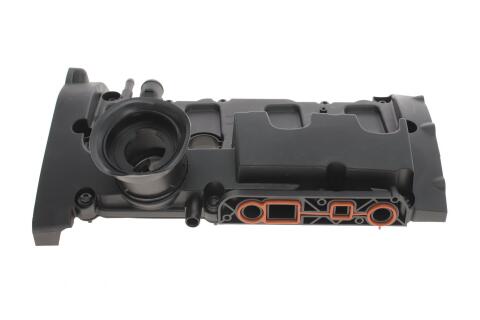 Кришка клапанів Skoda Octavia II 2.0TFSI 05-13 Кришка клапанів Skoda Octavia II 2.0TFSI 05-13