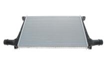 Радіатор інтеркулера Audi Q7 2.0 TFSI 16- (без фаркопа)/Q8 2.0TFSI 19-/VW Touareg 2.0TFSI 18- Радіатор інтеркулера Audi Q7 2.0 TFSI 16- (без фаркопа)/Q8 2.0TFSI 19-/VW Touareg 2.0TFSI 18-