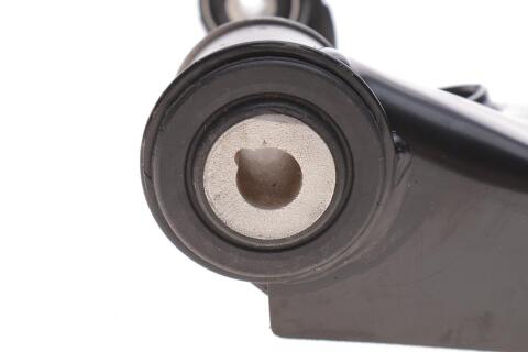 Рычаг подвески (передний/снизу) (L) VW Crafter 16- Рычаг подвески (передний/снизу) (L) VW Crafter 16-