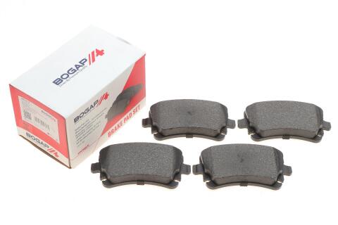 Колодки гальмівні (задні) VW T5 03-(Lucas) (з датчиком) Колодки гальмівні (задні) VW T5 03-(Lucas) (з датчиком)