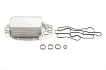 Радіатор масляний Citroen C5 III 09-14/Land Rover 3.0 D/HDi/TD/SDV6 09- (теплообмінник) Радіатор масляний Citroen C5 III 09-14/Land Rover 3.0 D/HDi/TD/SDV6 09- (теплообмінник)
