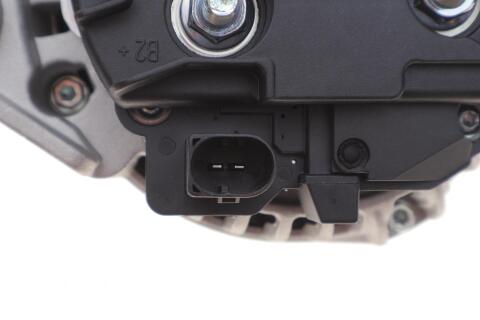 Генератор Citroen Jumper/Fiat Ducato/Iveco Daily III/Peugeot Boxer 3.0HDI 06-(14V/140A) = 114705 Генератор Citroen Jumper/Fiat Ducato/Iveco Daily III/Peugeot Boxer 3.0HDI 06-(14V/140A) = 114705